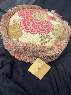 Pink & Cream Floral Fringe Round Accent Pillow Bella Rosa NWTs.